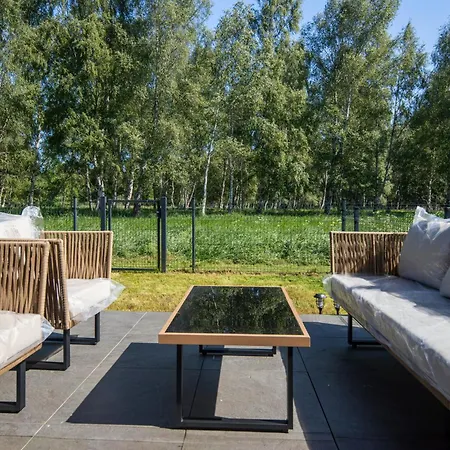 Дом отдыха Bali Coziness Next To Forest At J7