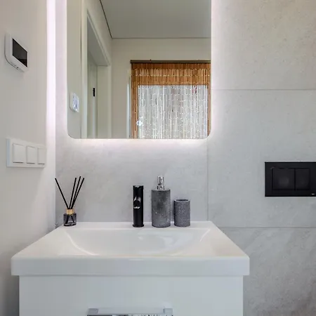 Bali Coziness Next To Forest At J7 別荘